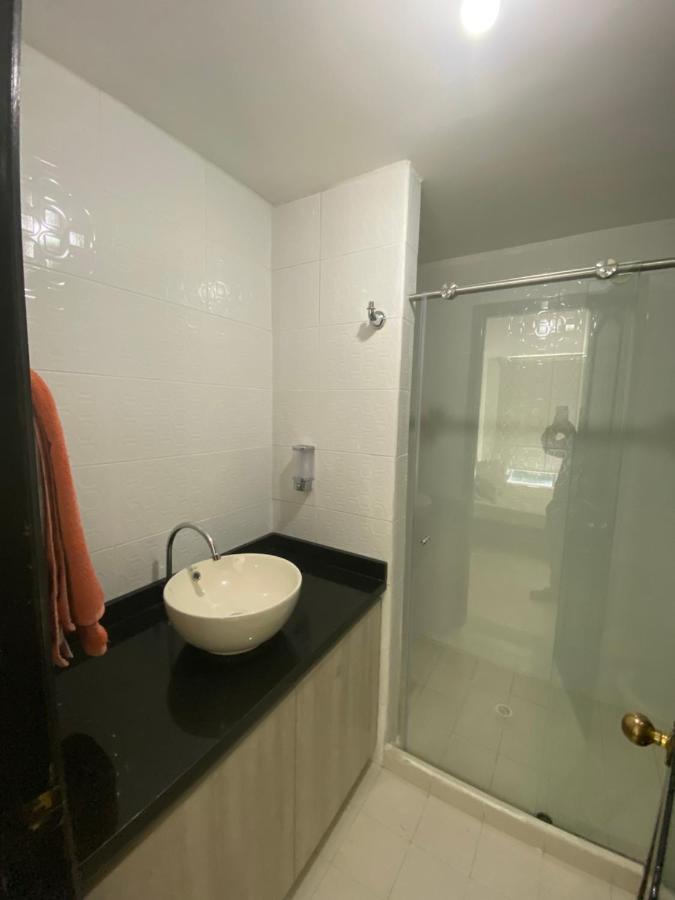 Ferienwohnung Apartaestudio Amoblado Con Excelente Ubicacion Pereira Exterior foto